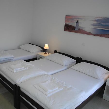 Apartments Nives Crikvenica Exterior photo