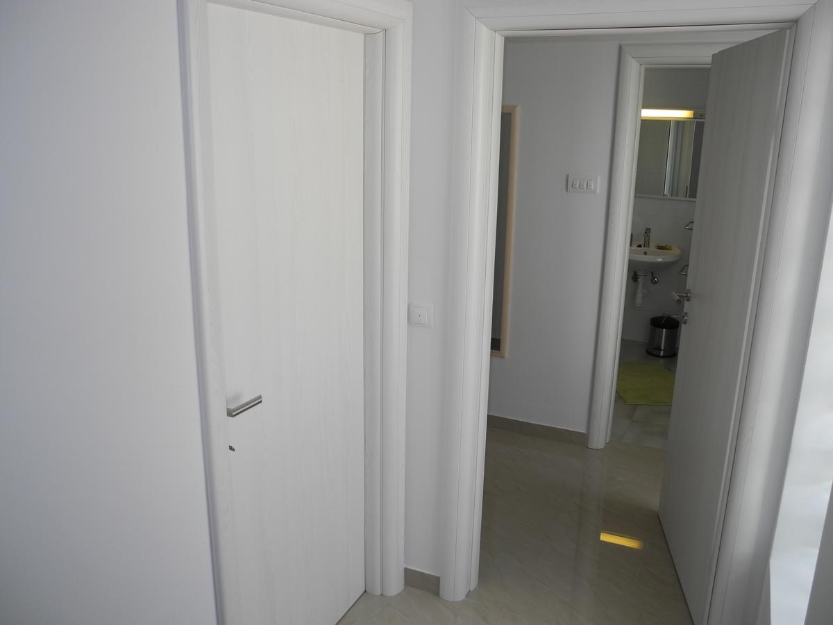 Apartments Nives Crikvenica Exterior photo